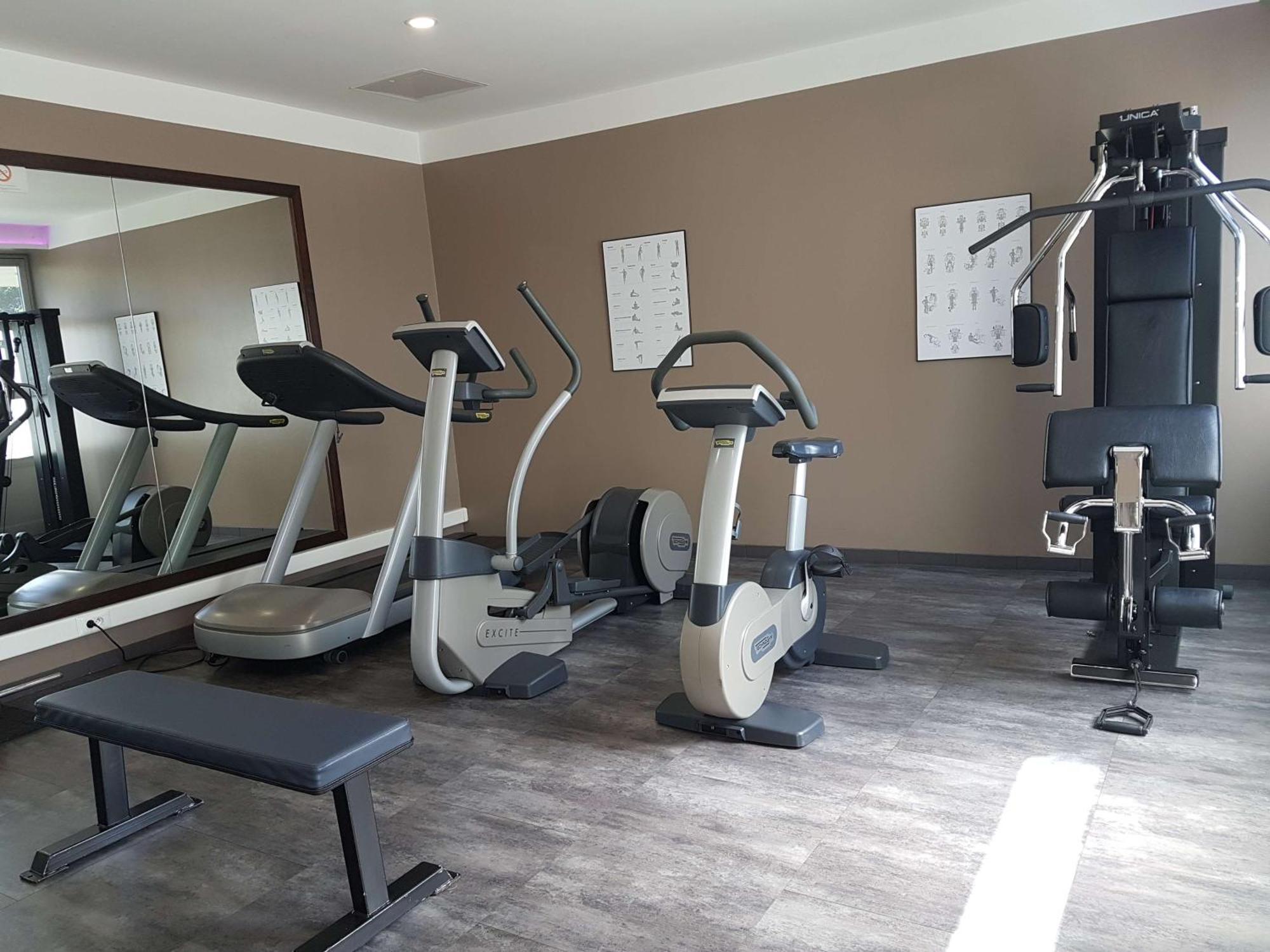 Hilton Noumea La Promenade Residences מראה חיצוני תמונה