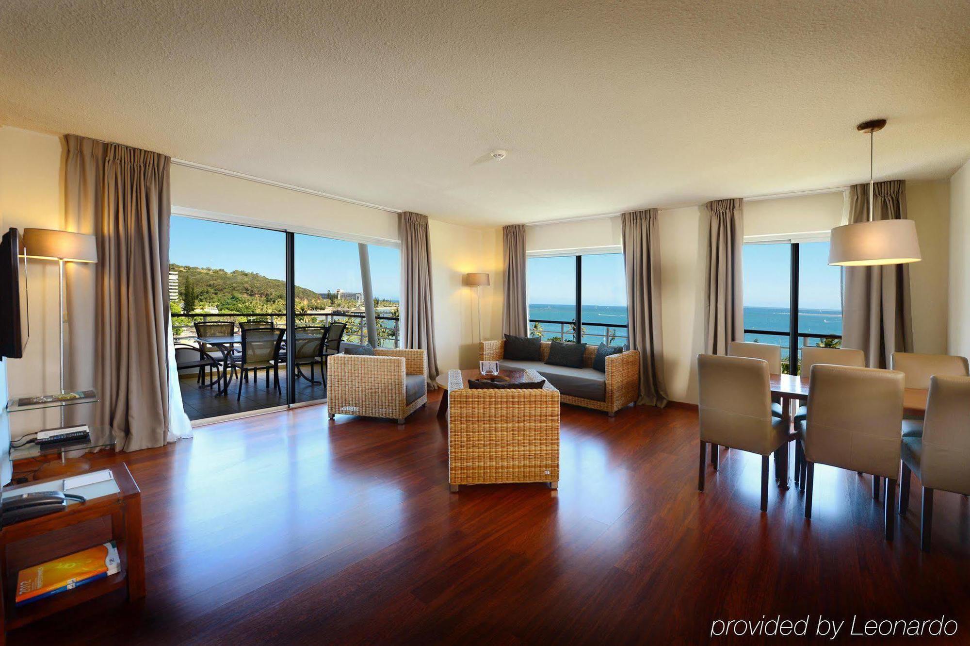 Hilton Noumea La Promenade Residences מראה חיצוני תמונה